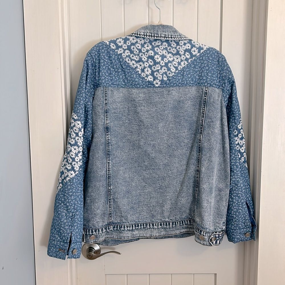 Anthropologie Avec Les Filles Floral Patchwork Denim Jacket Size XL - Picture 6 of 10